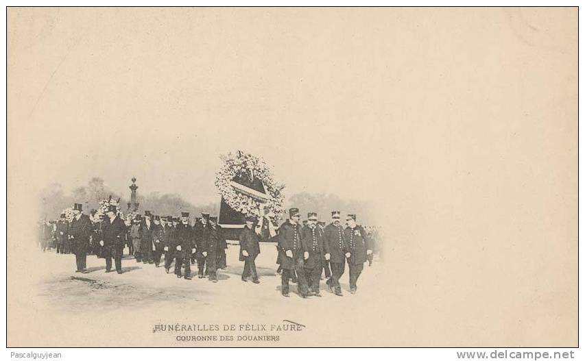 CPA FUNERAILLES DE FELIX FAURE - COURONNE DES DOUANIERS - Eventos