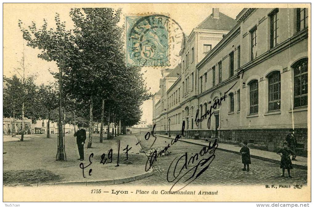 LYON - RHÔNE  - CPA ANIMEE DE 1905. - Lyon 4