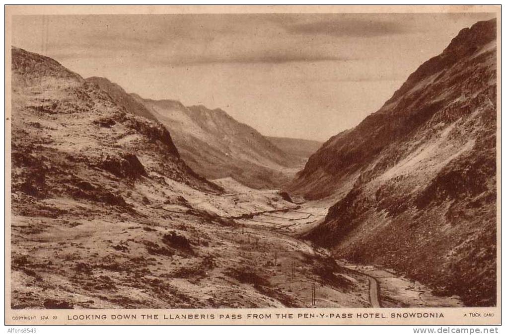 Looking Down The Llanberis Pass From The Pen-y-pass Hotel Snowdonia - Caernarvonshire