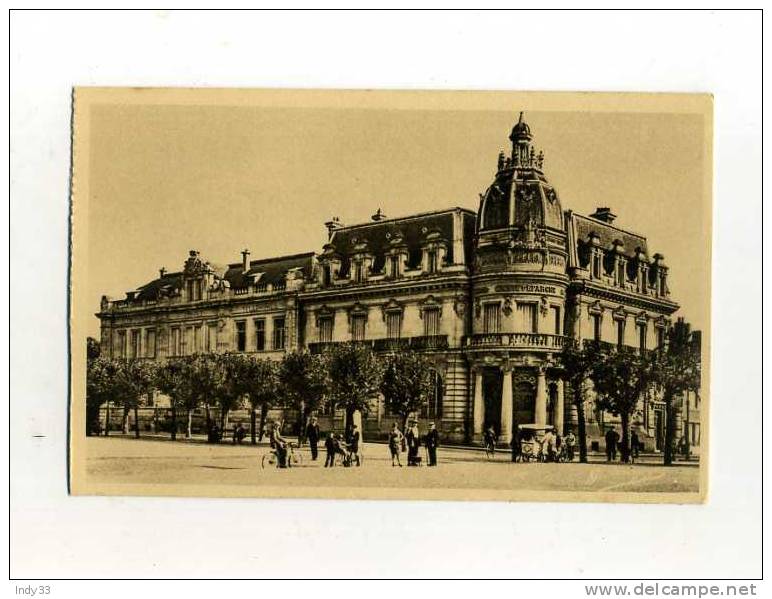 - FRANCE 51 . VITRY-LE-FRANCOIS . LA CAISSE D´EPARGNE ET LA POSTE - Banken