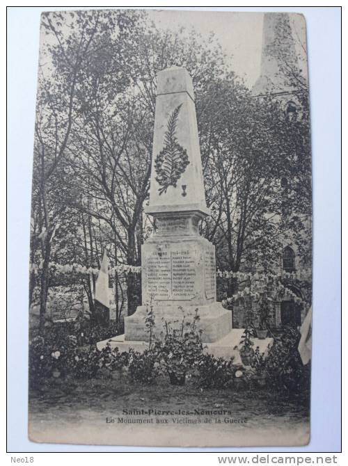 LE MONUMENT AUX VICTIMES DE LA GUERRE - Saint Pierre Les Nemours