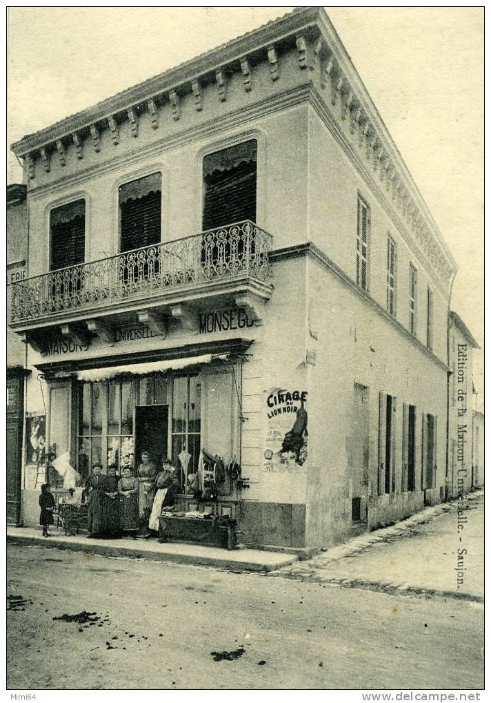 17 .  SAUJON .  MAISON UNIVERSELLE ET RUE CARNOT . ( COMMERCE ) - Saujon