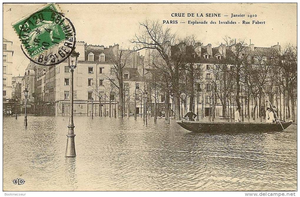 75  PARIS  ESPLANADE DES INVALIDES  RUE FABERT  CRUE DE LA SEINE  JANVIER 1910    C 1899 - Inondations De 1910