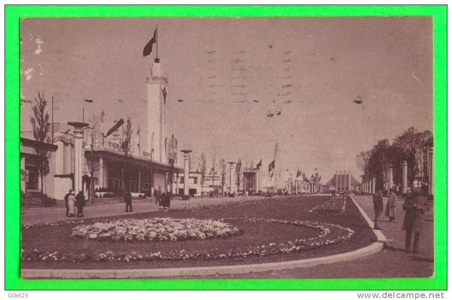 BRUXELLE, BELGIQUE - EXPOSITION DE 1935 - LES PARTERRES DE L´ALLÉE DU CENTENAIRE - CIRCULÉE EN 1935 - - Neufchâteau