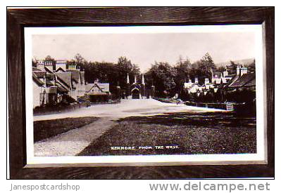 KENMORE From The West - STREET SCENE - Real Photo - Perthshire - SCOTLAND - Perthshire