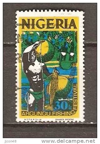 Nigeria 1973-74  30k  Argungu Fishing Festival (o)  Litho (b) - Nigeria (1961-...)
