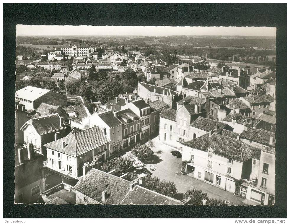 CPSM - En Avion Au-dessus De THIVIERS (Dordogne 24) - Vue Aérienne Ensemble Poste Place Foch ( LAPIE 10 ) - Thiviers