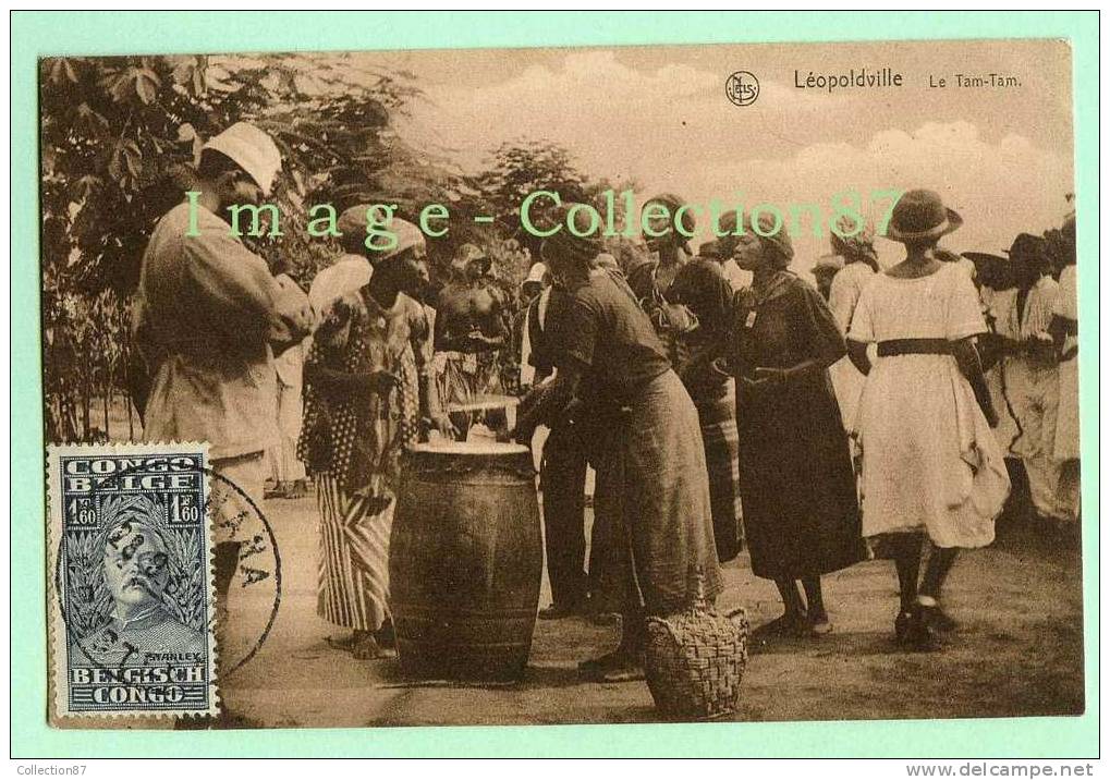 AFRIQUE - CONGO BELGE - LEOPOLDVILLE - LE TAM TAM - JEUNE FILLE Aux SEINS NUS - NU - NUDE - Kinshasa - Leopoldville (Leopoldstadt)