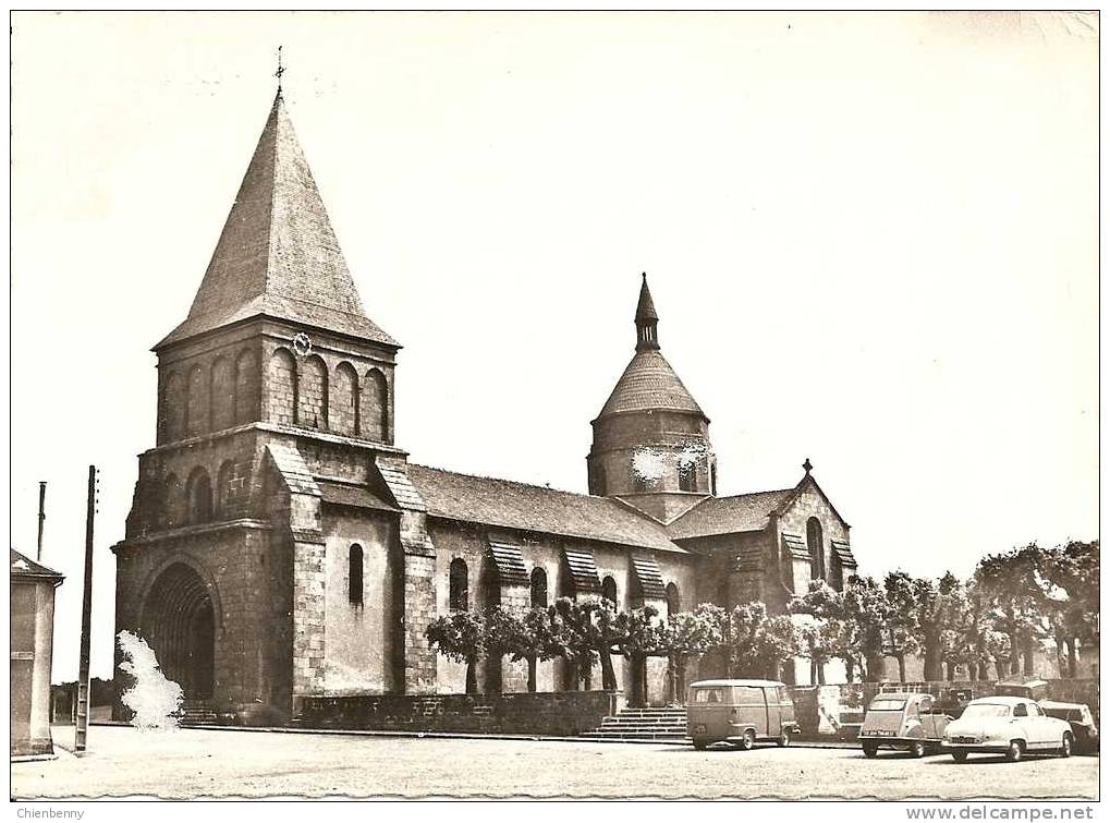 L EGLISE - Benevent L'Abbaye