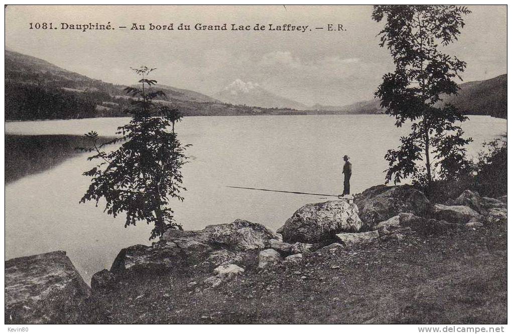 38 DAUPHINE Au Bord Du Grand Lac De LAFFREY Cpa Animée - Laffrey
