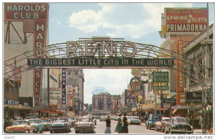 Reno Nevada, Animated Street Scene ´50s Vintage Autos & Casino Business Signs On Chrome Postcard - Reno