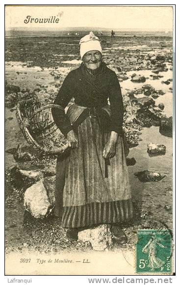 PECHE-péche-pecheurs -ref 132- Trouville -calvados - Type De Mouliere - Carte Bon Etat - - Pêche