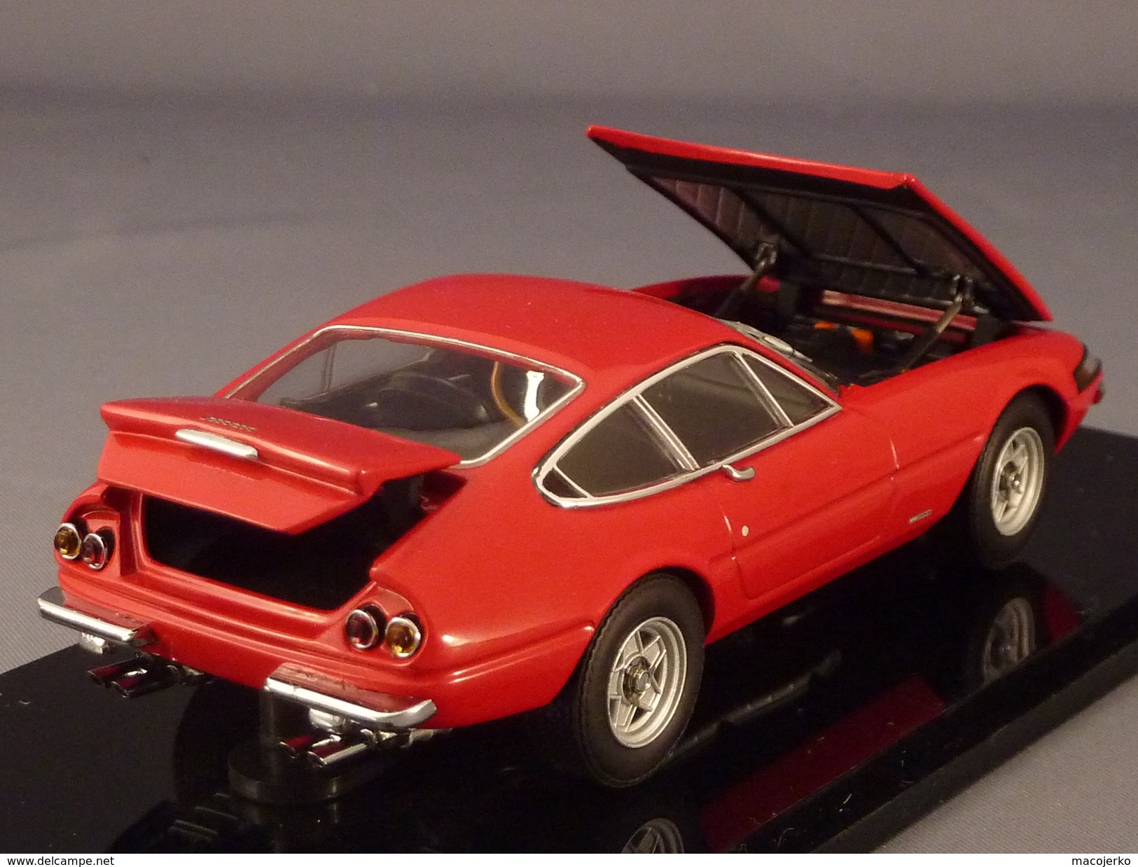 Kyosho 05051R, Ferrari 365 GTB/4, 1:43 - Kyosho