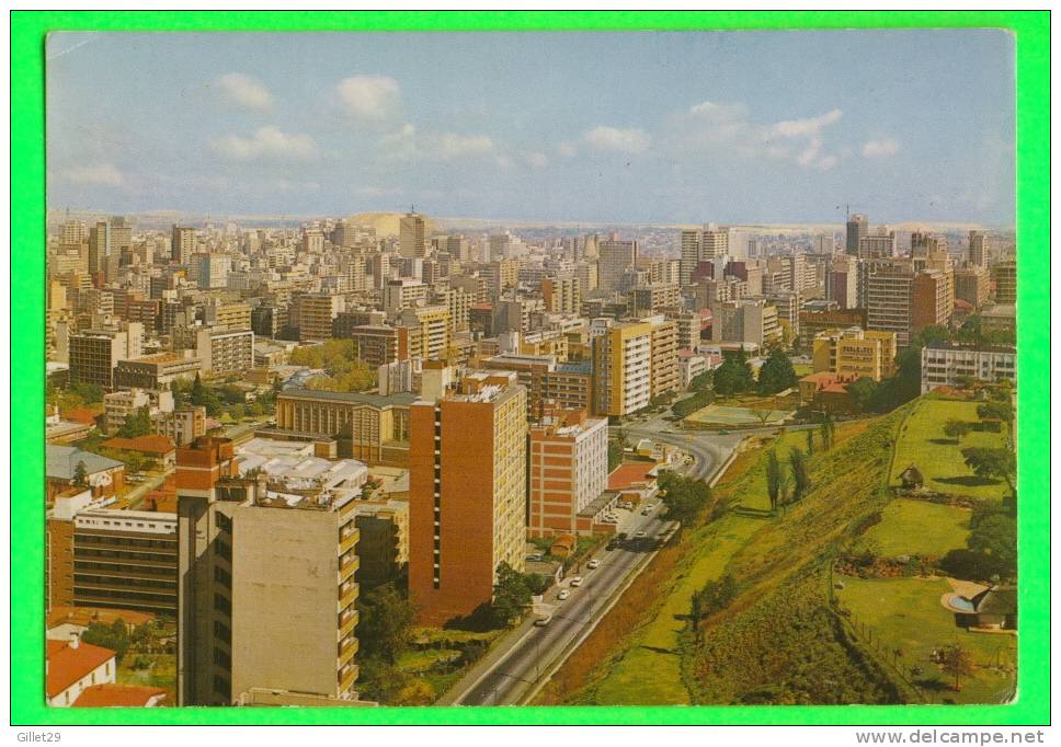 JOHANNESBURG, AFRIQUE DU SUD - WESTERN VIEW OF THE CITY - - Afrique Du Sud