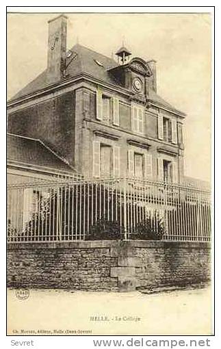 79  -  MELLE. - Le Collège.carte Pionnière 190? - Melle