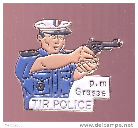 Pin's Police, Tir Police, P.m Grasse, Policier Visant - Policia