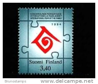 FINLAND - 1994  YEAR OF FAMILY   MINT NH - Nuevos