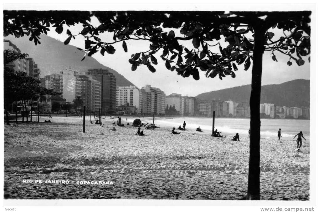 Rio De Janeiro - Copacabana  O Lido - Copacabana