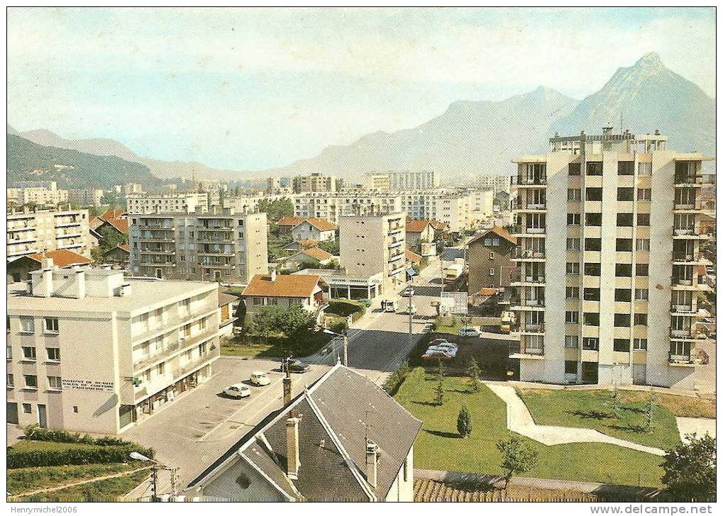 Seyssinet Avenue De La République Pharmacie Prés De Grenoble - Grenoble