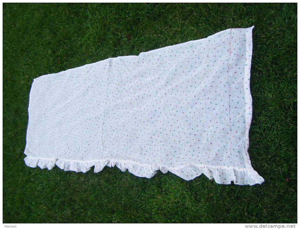 Piece De Tissu Ancien Pour Rideau Ou Robe Pour Poupee --160x62 Environ  Avec Volant - Drapery