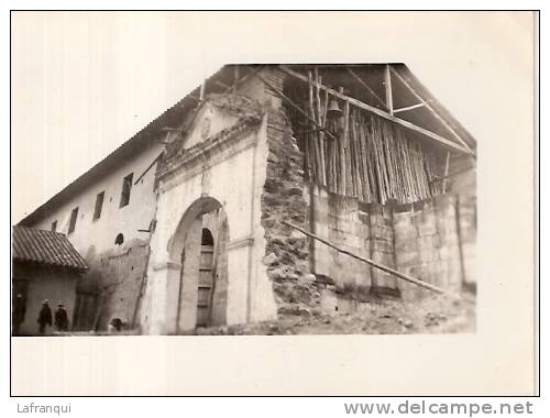 COLOMBIE-ref 25- Carte Photo  Texte Au Verso -pasca-1928-eglise En Partie Réparée Reconstruite Apres Le Tremblement - Colombie