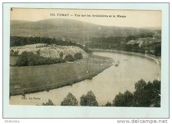 Fumay - Vue Sur Les Ardoisiéres Et La Meuse - Fumay