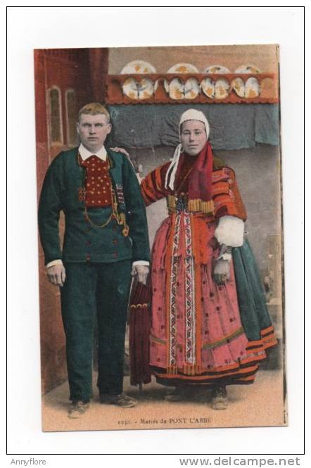 COSTUMES BRETONS   "MARIES DE PONT L' ABBE"   N° 030 COLLEC.VILLARD VOIR  SCAN POUR ETAT - Costumi