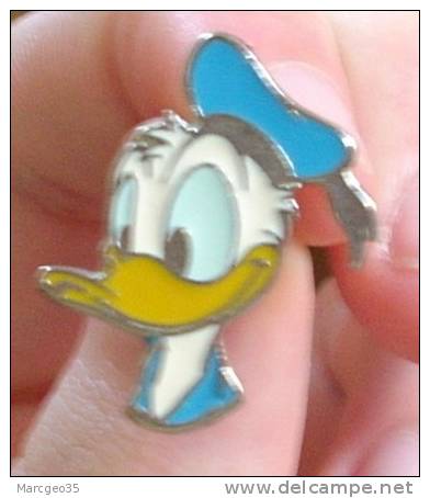 Pin's Walt Disney, Donald, Bertoni Milano - Disney