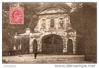 OLD TEMPLE BAR . NOW REMOVED TO THEOBALD'S PARK. CHESUNT. - Hertfordshire