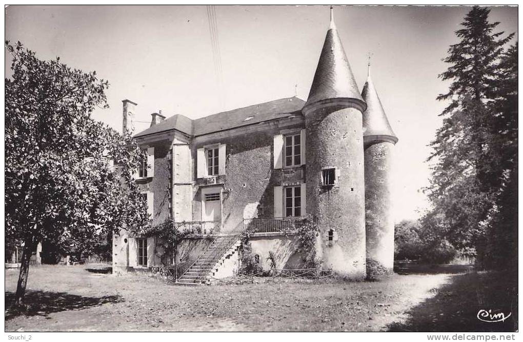 86) Env De Civray.- (Vienne)  Château  De  La Feuilleterie - Civray