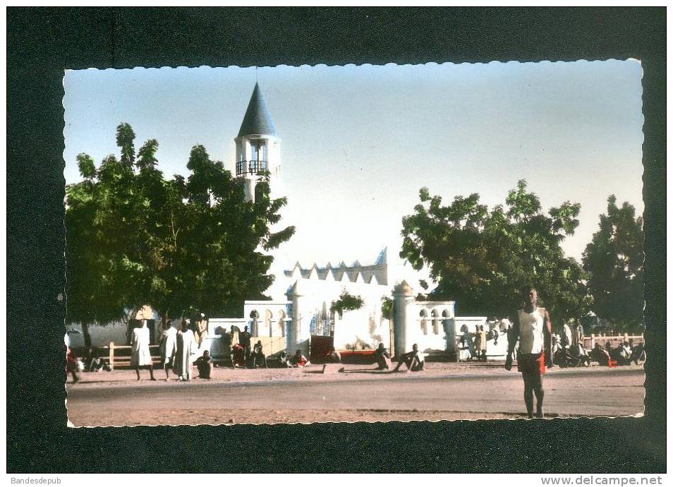 CPSM - Tchad - FORT LAMY - La Mosquée ( Animée La Carte Africaine 689) - Chad