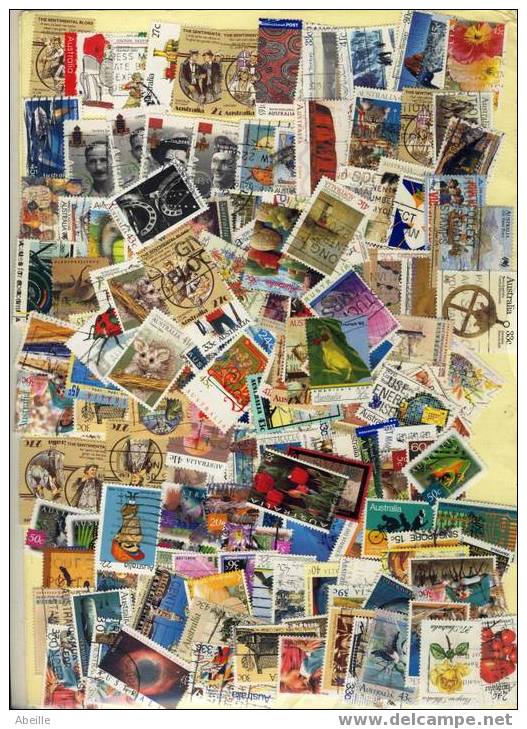 AA4   LOT TIMBRES AUSTRALIE 165  DIFF GRAND FORMAT - Collections