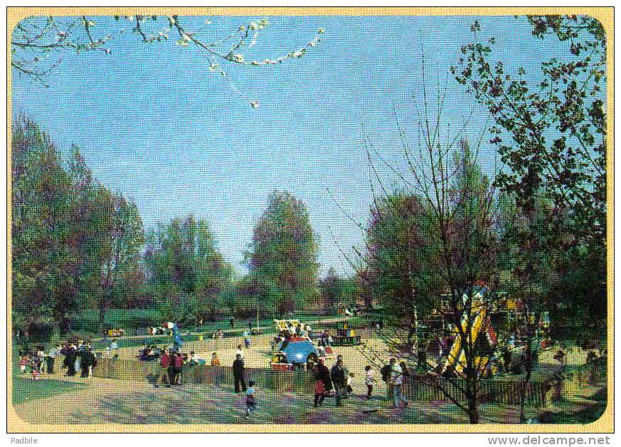 Carte Postale 59.  Wattrelos Le Parc Du Lion Jeux D'enfants Trés Beau Plan - Wattrelos