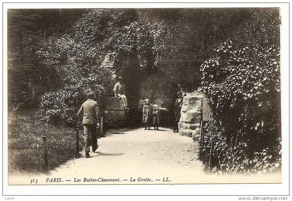 PARIS - Les Buttes Chaumont, La Grotte - Arrondissement: 19