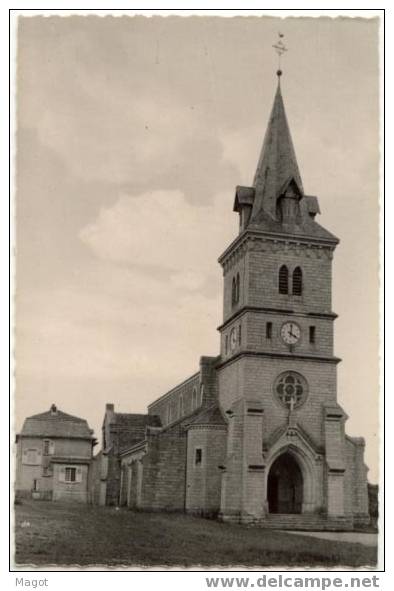 6172 FORGES-sur-MEUSE (Stenay Dun Consenvoye Gercourt Charny Verdun Damvillers Montfaucon) L´Eglise Le Presbytère Ledard - Dun Sur Meuse