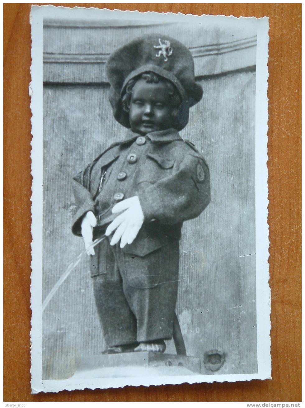 MANNEKEN PIS ( Met Soldaten Kostuum ) / Anno 1946 ( Zie Foto Details ) !! - Autres & Non Classés