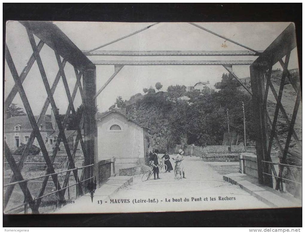 MAUVES (MAUVES-sur-LOIRE) - Le Bout Du Pont Et Les Rochers - Cyclistes - Animée - Non Voyagée - Début De Pliure (scan) - Mauves-sur-Loire