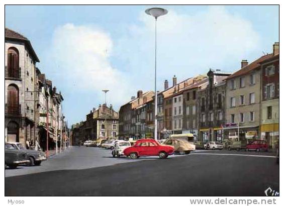 43 YSSINGEAUX La Place,automobiles - Yssingeaux