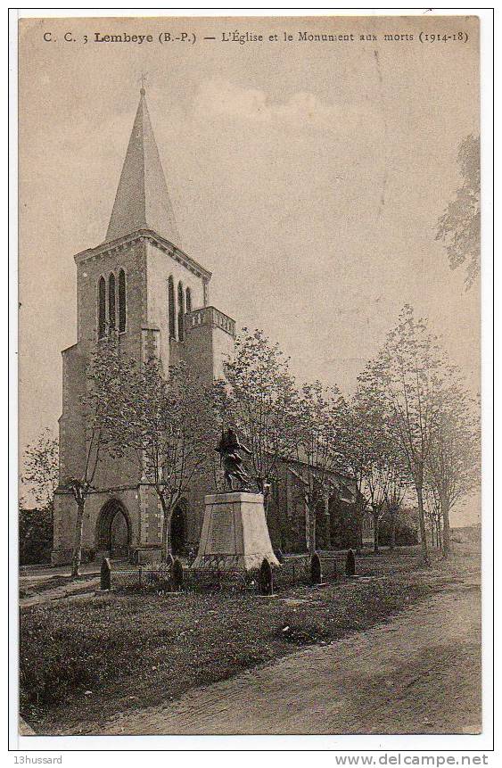 Carte Postale Ancienne Lembeye - L'Eglise Et Le Monument Aux Morts - Lembeye