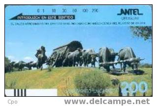 # URUGUAY 8 Monumento La Carreta 200 Anritsu   Tres Bon Etat - Uruguay