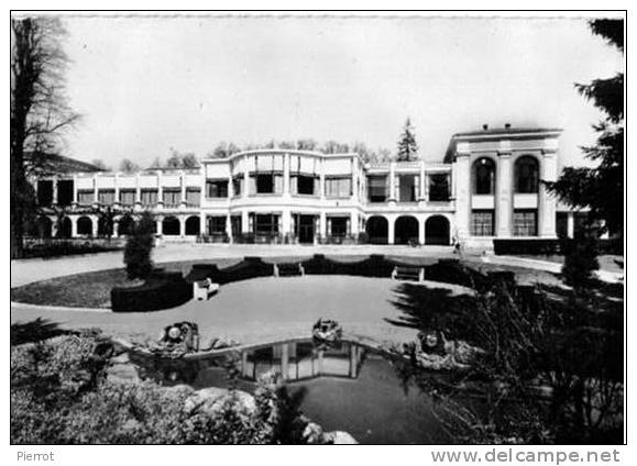 050809B CPSM Glacée (années 1950?) : Casino - Charbonniere Les Bains