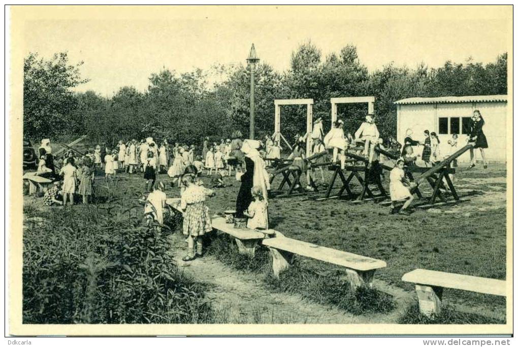 Ravels - O.L.Vrouw Van De Kempen - Open-lucht-school Voor Zwakke Meisjes - Speelplein Bij Een Der Beschuttingplaatsen Op - Ravels