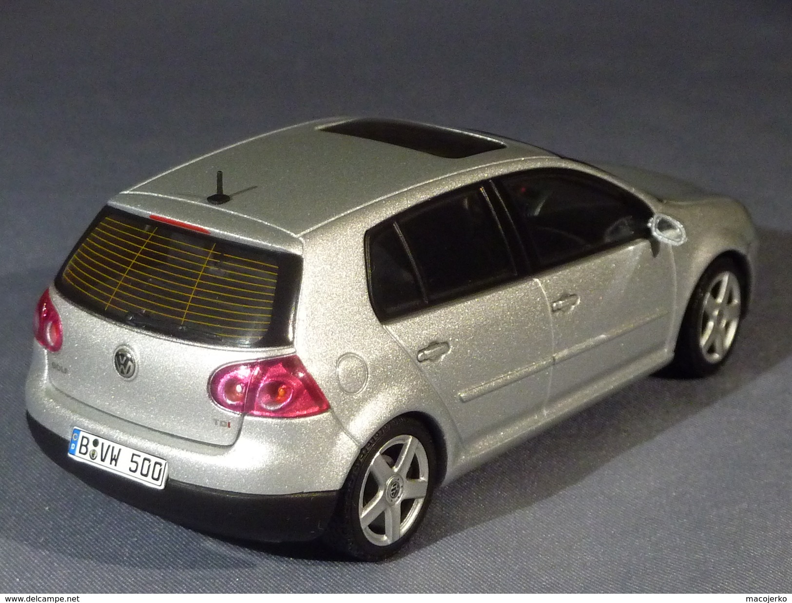 AUTOart, VW Golf V, 1:43 - AutoArt