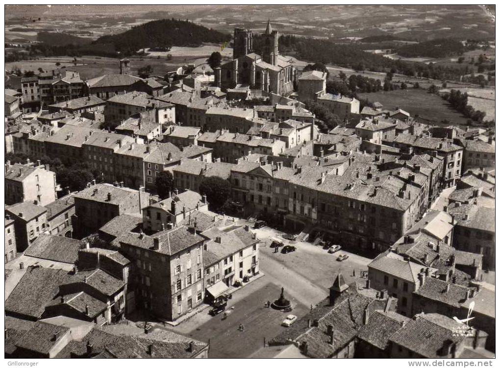 ST BONNET LE CHATEAU (place De La République Et Le Grand Faubourg) - Altri & Non Classificati