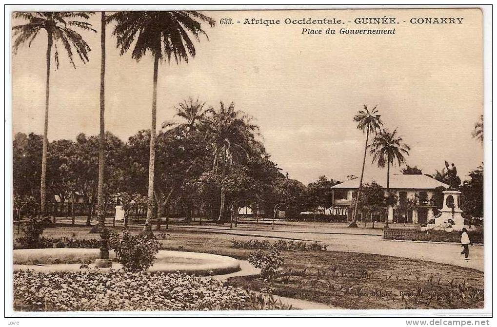 GUINEE: CONAKRY: BELLE VUE SUR LA PLACE DU GOUVERNEMENT - Guinea