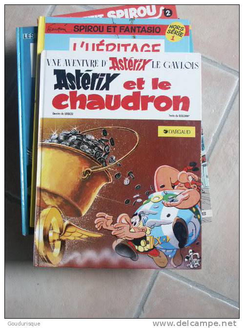 ASTERIX ET LE CHAUDRON  UDERZO - Astérix