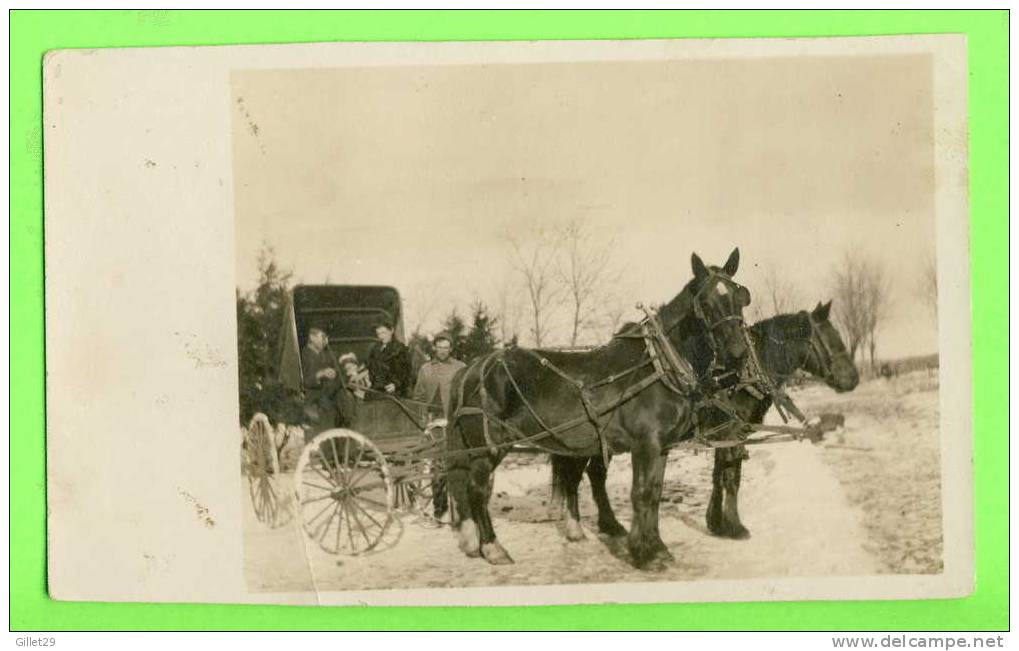 AGRICULTURE - ATTELAGE DE CHEVAUX - PROMENADE EN FAMILLE  AU PRINTEMPS - WRITTEN - - Attelages