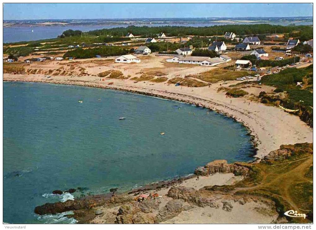 CPSM. PENESTIN SUR MER. LA PLAGE DU LOGUY. DATEE 1981. - Pénestin