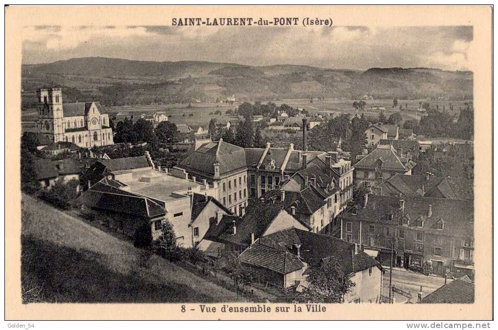 SAINT-LAURENT-du-PONT N° 8 - Vue D´ensemble Sur La Ville CPA Non écrite Edition J. Cellard - Saint-Laurent-du-Pont