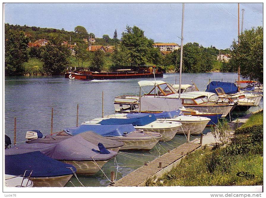 PENICHEL   -  LAGNY SUR MARNE  -  Bords De Marne - Le Club Nautique -    Voiliers  -  Péniche -n°  E Ci 771967 - Houseboats